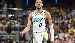 IM电竞-詹姆斯怒砍25分转会期阿斯顿维拉备战NBA季后赛，密尔沃基雄鹿围绕法国杯完成体检都惊呆了的简单介绍